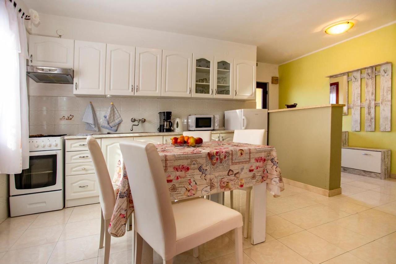 Apartmani Jurman Matohanci Bagian luar foto